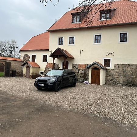 Penzion Tvrz Most Exterior foto